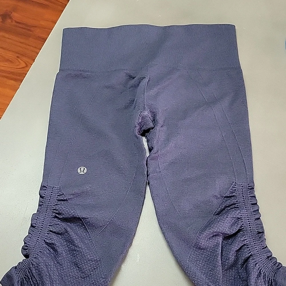 Lululemon Ebb To Street Crop 21